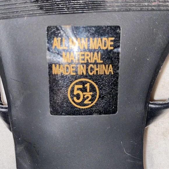 Used - Picture 3 of 3